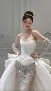 Găng tay cườm nơ lấp lánh xỏ ngón