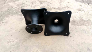 horn tweeter ukuran 15X15 alumunium cor bisa drat dan baut