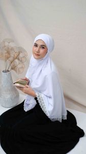 Bergo Hijab Instan Umroh Haji Sehari-hari Bersaku Bahan Katun Premium Adem Cantik
