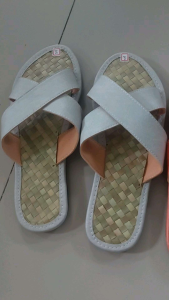 Cross Strap Banig Liliw Made Ladies Indoor Slippers
