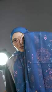 MYRALDA SCARF HIJAB SEGIEMPAT VOAL MOTIF EXCLUSIVE BY NADHEERA LUXURY