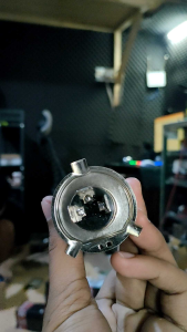 SUPER TERANG!! LAMPU UTAMA MOBIL 24VOLT UNIVERSAL D2 H4 LASER