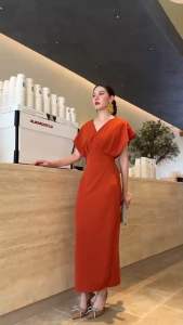 50314.5 เดรสยาวตัวเสื้อคอวีไขว้ทับกันผูกด้านหลังแขนสั้นช่วงกระโปรงทรงสอบ Tage::Mirror Sister