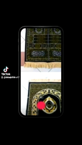 Sejadah Motif Kiswah Khusus Hitam Ukuran Jumbo Merk Rasyid Beludru