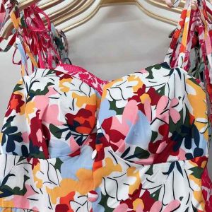 Dress floral padded selftie