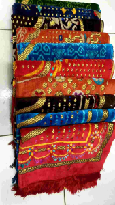 Sajadah bludru dewasa/ sajadah premium/ sajadah rumbe/ sajadah Jumbooo/ sajadah ukuran 70x110cm