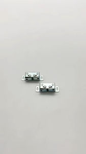 ก้ามปู มีสกรู!! ตัวล็อคก้ามปู มุ้งลวด ตู้กับข้าว ล็อคตู้กับข้าว กันชนสี่เหลี่ยม ล็อกมุ้ง ล็อกตู้กับข้าว ตู้ ล็อคมุ้ง ล็อคก้ามปู Aluware AW149