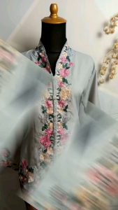 GK - Kebaya Modern Encim Grey/Abu - Kebaya Flower Abu - Kebaya wisuda - Kebaya adat - Kebaya Modern - Groair kebaya - kebaya encim modern