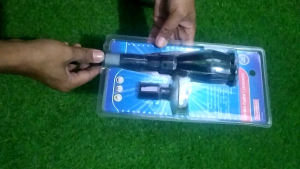 Tongkat Lampu Kenmaster KM-021: Spesifikasi & Fungsi