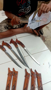 Pisau Sembelih Gagang Burung: Pilihan Terbaik untuk Penggunaan Rumah Tangga