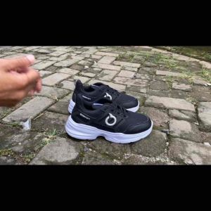 sepatu anak sekolalah SD/sepatu sneakart/sepatu joging/sepatu sehari-hari/sepatu serbaguna