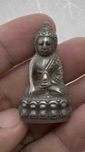 พระกริ่งปวเรศ พิมพ์สมบูรณ์พูนสุข เนื้อสัมฤทธิ์เงิน