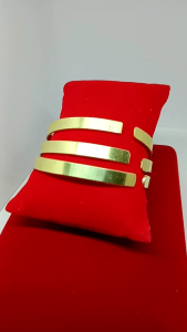 กำไลทองเหลือง แบนเหลี่ยม