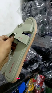 sandal slop karet untuk wanita dewasa