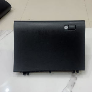 เก๊ะ ลิ้นชักใส่ของRevo ปี2015-2024 มือสอง แท้ถอด