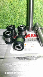 Aksesoris Motor Tua & Suku Cadang Motor: Bush Bearing Monoshock Unitrack Yamaha Vixion