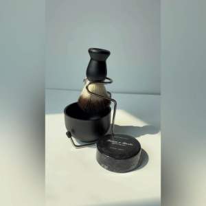 ชุดพู่โกนหนวด สีดำ สุดเท่ส์ พร้อมแถม สบู่โกนหนวด