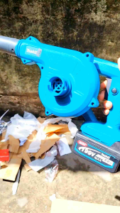 máy hút thổi bụi makit pin 10cell chân pin phổ thông