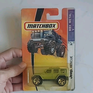 Diecast Matchbox Jeep Rescue