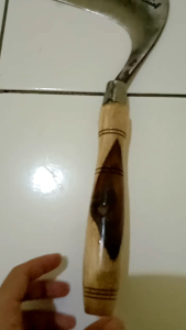 Perkakas Arit Cap Ad Model Bandungan Super Tajam