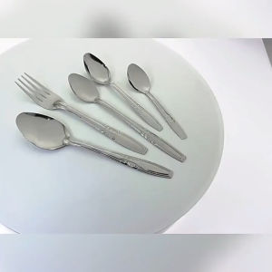 Sendok Makan Stainless BMW isi 12 pcs (1 Lusin)