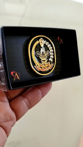 pin lencana luxsury persit paku magnet