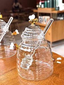 Bình mật ong thuỷ tinh trong suốt kèm muỗng múc mật ong thuỷ tinh cao cấp hoạ tiết ong 3D