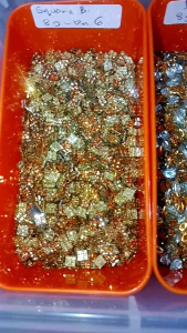 Gold Shining Beads 8g per Pack