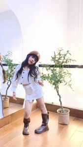 Bộ áo khoác chân váy chữ A kèm áo 2 dây cho bé gái dễ thương màu trắng size 7-35kg