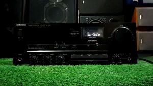 แอมป์​Technics​รุ่น SU-X970 made in Japan​จากตู้ยี่ปุ่นมือ2 ใช้ไฟ100 ส/ก​/ย/12.5/36/30/cm. ใช้งานได้ปกติเสียงดี ภายในสวยสดใหม่ ไม่ช้ำ เก่าเก็บ เครื่องเดิมไม่เคยใช้งานในไทย