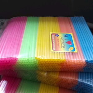 Sedotan Pelangi Warna Warni 6mm ( isi 5 Warna )