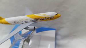 Fly Scoot Airplane Diecast Aircraft Model Collection 6 inches Realistic Design Diecast Material Perfect for Collectors and Enthusiasts