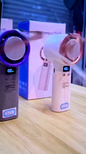 Quạt Cầm Tay Di Động A63 Trang Bị Sò Làm Lạnh 100 Tốc Độ Gió Sạc Lại Type C