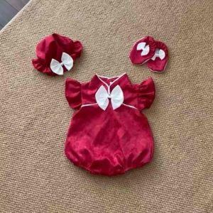 (3-12kg) Body Gấm Đỏ Cổ Tàu NHÍM XÙ KIDS Cho Bé Gái Sơ Sinh Đầy Tháng Thôi Nôi Sinh Nhật B068