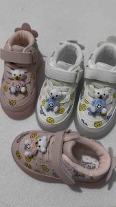 Sepatu anak led perempuan karakter kartun 21-30 impor ringan lentur nyaman anti licin