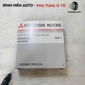 Lọc gió điều hoà máy lạnh than hoạt tính Triton Lancer Grandis Pajero L200 Outlander Zinger (MR398288)