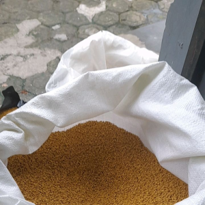 " B-12 L " Buras Pur Ayam Bebek Unggs repack 1 kg & 5 kg