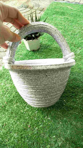 ตะกร้ากระถางดินเผาสีคลาสสิคของตกแต่งบ้านสวยงามได้ 1 ชิ้นสูง 7 นิ้วปากกว้าง 7 นิ้ว