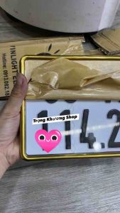 Khung biển số VIỀN MÀU VÀNG bộ 3 món gắn cho xe máy