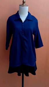 atasan kemeja wanita biru tua navy M L cewek kerja kuliah