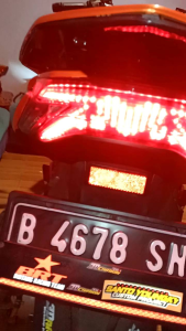 Santo youngky custom projects.Stoplamp running Honda PCX 160