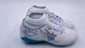 Sepatu bola Gaztruz Boots Naga Putih Biru / sepatu sepakbola bonus kaos kaki