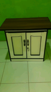 Lemari Kabinet Kayu Serbaguna