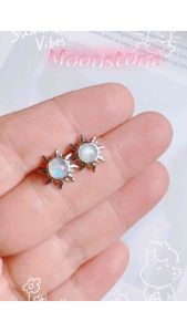 Subang Kristal / Natural Crystal Moonstone Earrings 925 Silver Pin 天然水晶蓝月光石小太阳耳钉925纯银耳针