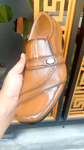 sepatu formal.pantovel pria kulit asli