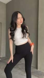 Legging Panjang Korea Polos Tebal Lembut Tidak Luntur Dan Menyerap Keringat