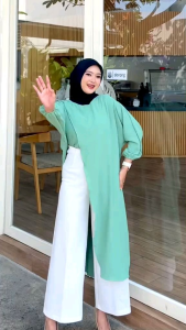 Tunik Mecca Semi Kaftan Crinkle Airflow: Kaos Kaftan Nyaman dan Elegan