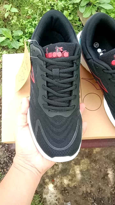Diadora Holea Running shoes Lazada Indonesia