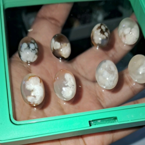 Sakura agate black sakura agate flower agate cherry blossom agate stone natural (with free gift)