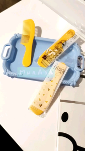 Mini small sweet yellow fashion hair comb and brushes